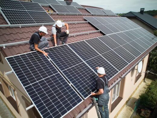 Installation et entretien des panneaux photovoltaïques à [primary_city auto_index="false"] près de Bordeaux