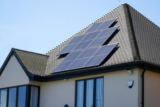 Panneaux photovoltaïques : rentabilité et retour sur investissement